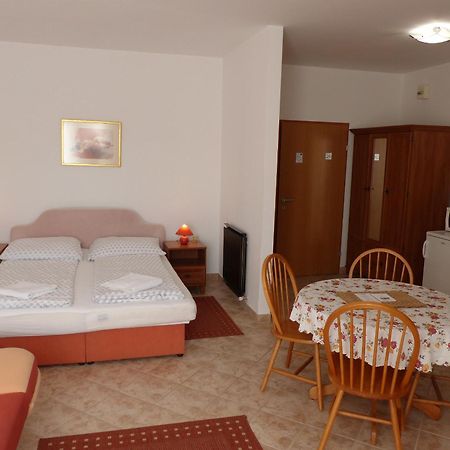Toscana Lakeside Apartments I - II Family Friend Siófok Habitación foto