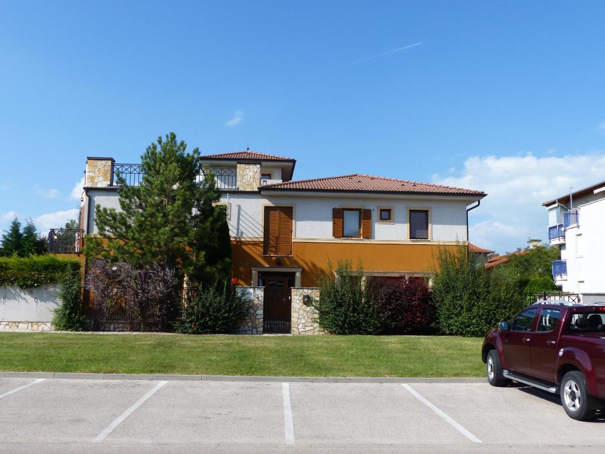Toscana Lakeside Apartments I - II Family Friend Siófok Exterior foto