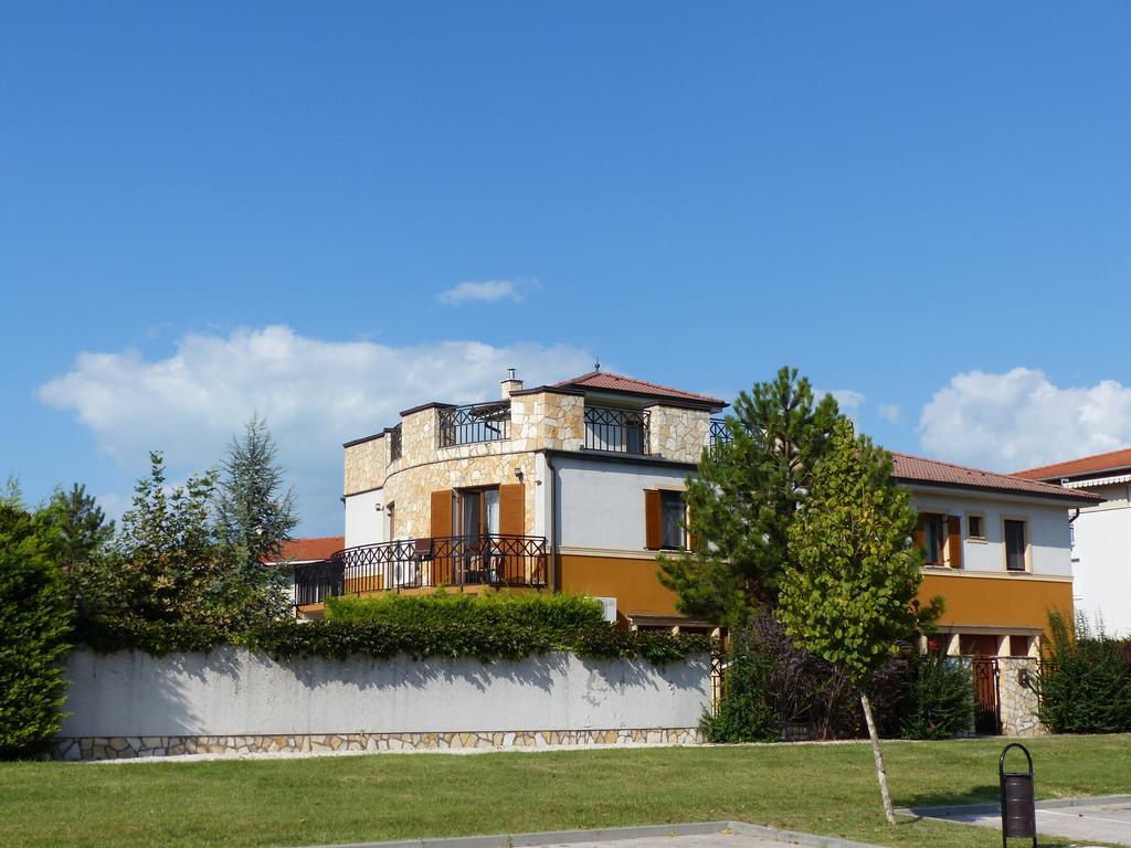 Toscana Lakeside Apartments I - II Family Friend Siófok Exterior foto
